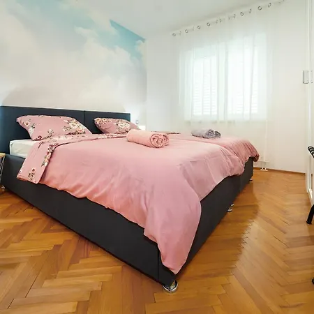 & Ljubica Appartamento Punat