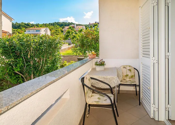 & Ljubica Apartament Punat