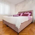 Apartament & Ljubica Punat