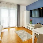 Apartament & Ljubica *